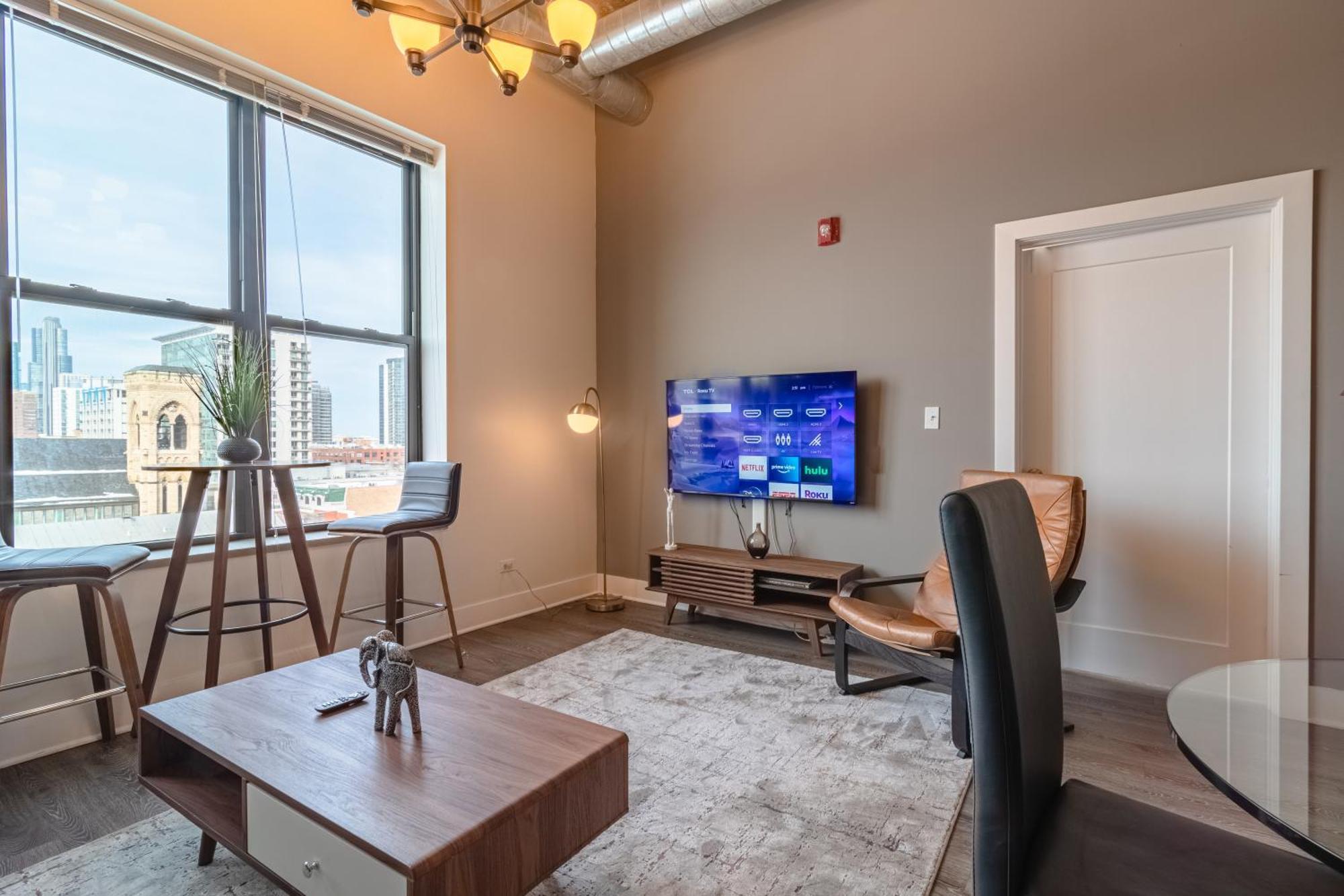 Modern 2Br Loft With Amazing City Skyline View And Optional Parking For 8 Guests Near Mccormick Place And Soldier Field Chicago Ngoại thất bức ảnh